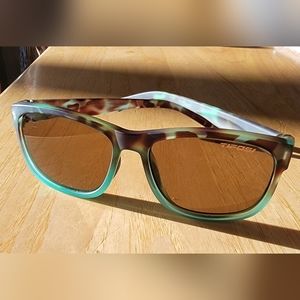 Tifosi polarized sunglasses